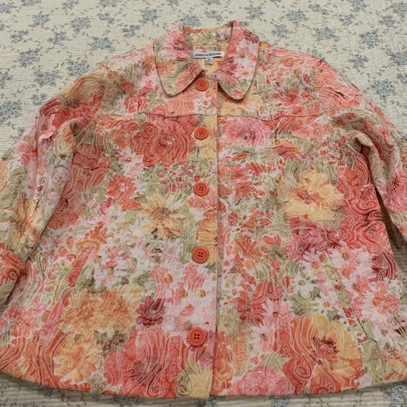 Rebecca Malone Women’s Jacket Size M Like NEW 3/4 Sleeve Pastel colors Button up - Picture 3 of 8
